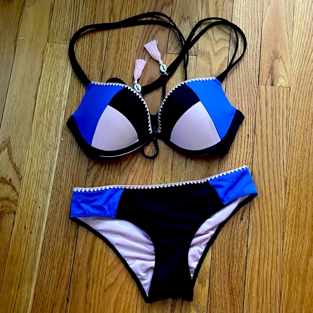 Bathing suit